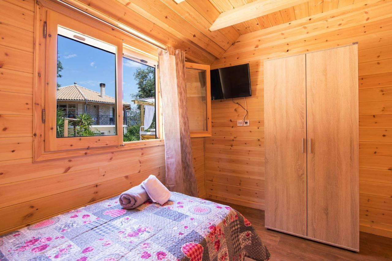 Romantic Tree House Kato Pavliana Экстерьер фото